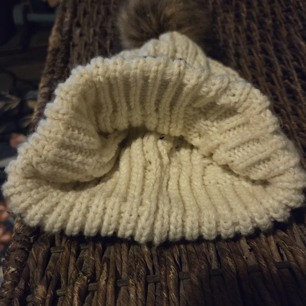 '47 Yankees Winter Hat Cable Knit Cuffed Pom Beanie Cream White New York Gift - Picture 8 of 9